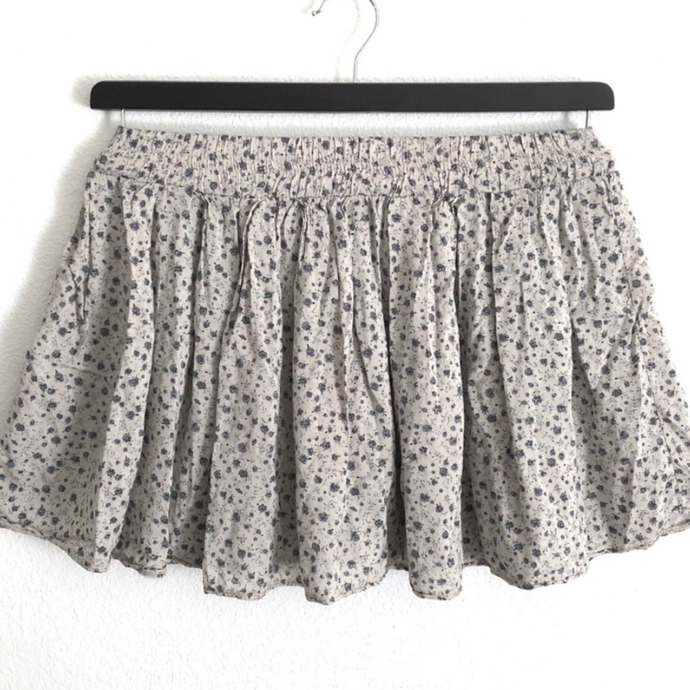 brandy melville skirt